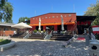 Aussenfasse des Café Tor Eins in Berlin (Foto: rbb 88.8/Jaele Vanuls)