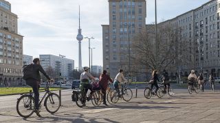 Vom Alex nach Marzahn (Quelle: imago/Rolf Zöllner)