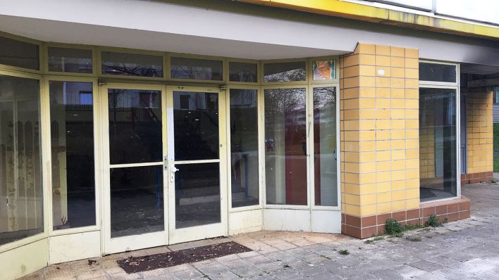 Bauzombie Ringkolonnaden Marzahn (Quelle: rbb 88.8/Miriam Keuter)