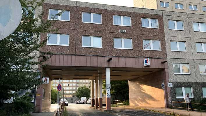 Eingang der ehemaligen Stasi-Zentrale in der Normannenstrasse (Foto: Ute Fink / rbb) Eingang der ehemaligen Stasi-Zentrale in der Normannenstrasse (Foto: Ute Fink / rbb)