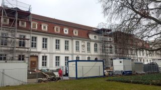 Fassade des Operncafes in Berlin (Foto: Miriam Keuter / rbb)