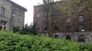 Außenaufnahme der Alten Teppichfabrik in Alt-Stralau (Foto: Miriam Keuter / radioBERLIN 88,8)