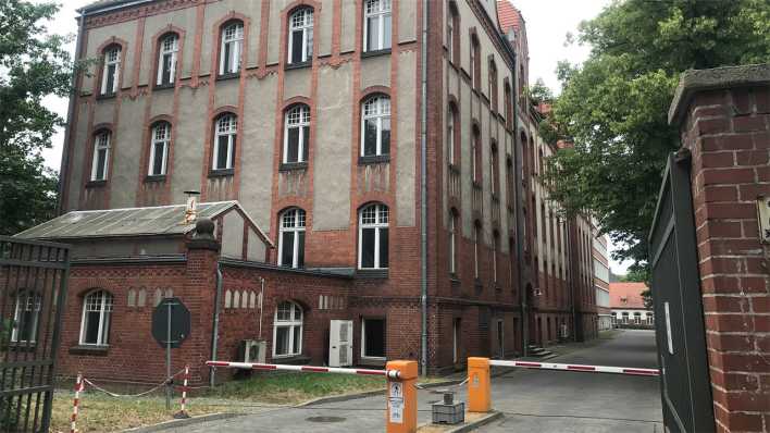Aussenfassade des Umweltbundesamtes (Foto: Miriam Keuter / rbb 88.8) Aussenfassade des Umweltbundesamtes (Foto: Miriam Keuter / rbb 88.8)